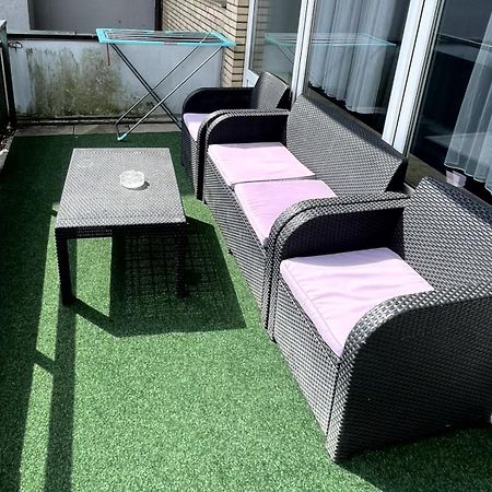 1,5-Zimmer Apartment Mit Balkon Am Hauptbahnhof Neumünster Exteriör bild