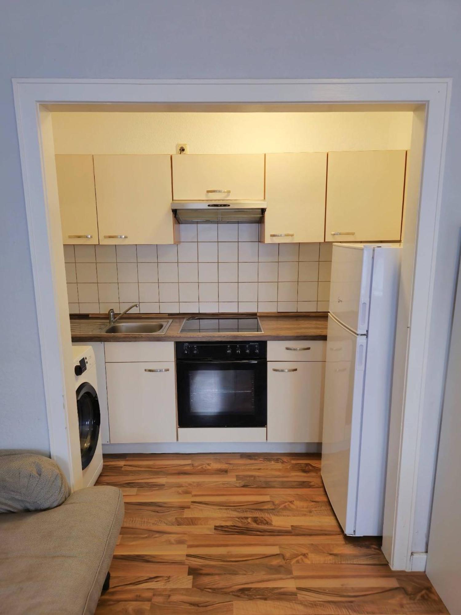 1,5-Zimmer Apartment Mit Balkon Am Hauptbahnhof Neumünster Exteriör bild